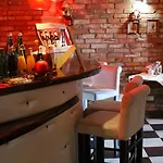 Penzion Woda Na Mlyn Gosciniec Dla Przyjaciol 2 Sp Z Oo Wacmerek