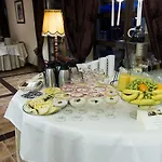 Woda Na Mlyn Gosciniec Dla Przyjaciol 2 Sp Z Oo Penzion Wacmerek