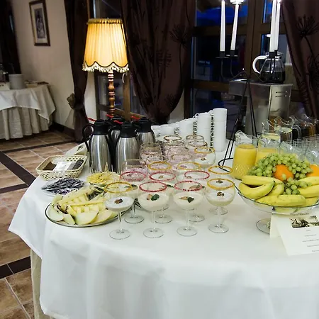Woda Na Mlyn Gosciniec Dla Przyjaciol 2 Sp Z Oo Mini-hôtel Wacmerek