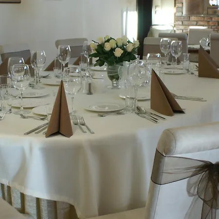 Woda Na Mlyn Gosciniec Dla Przyjaciol 2 Sp Z Oo Wacmerek